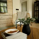 Vaksali Apartment, Kaks Minutit Ugalast Appartement *