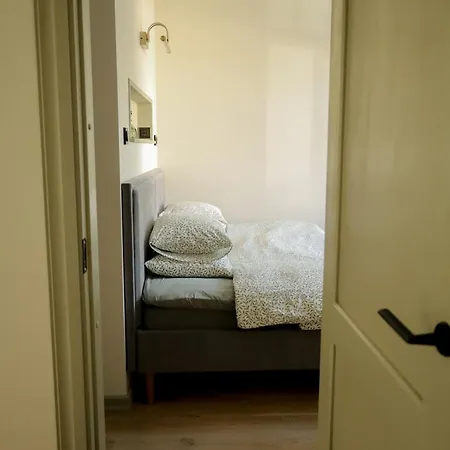 Vaksali Apartment, Vaid Kahe Minuti Kaugusel Ugala Teatrist *