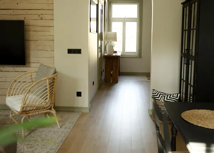 Vaksali Apartment, Vaid Kahe Minuti Kaugusel Ugala Teatrist *